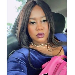 Meet your Posher, Beverly